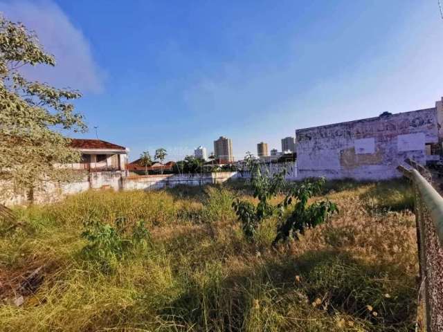 Terreno comercial no Centro em frente ao Terminal Central de Integração em Araraquara