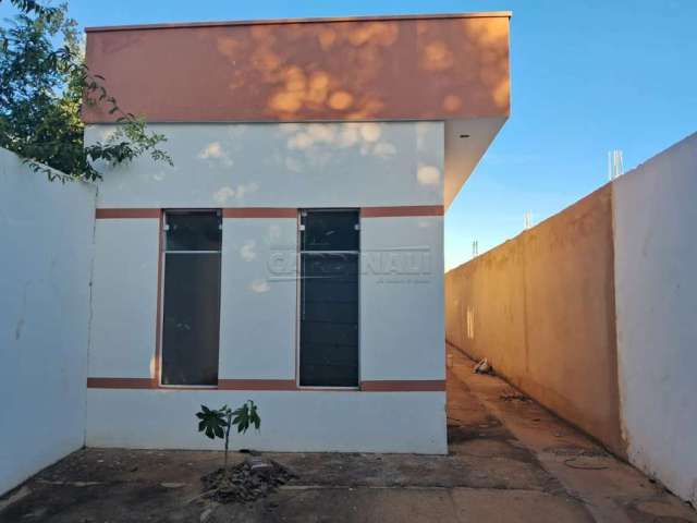Casa com 2 quartos à venda na Rua Alice Pavão Cariza, 357, Jardim Águas do Paiol, Araraquara, 54 m2 por R$ 220.000