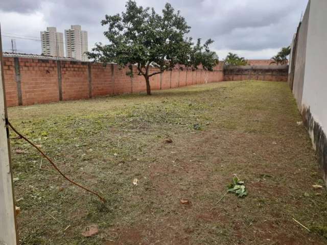 Terreno Padrão em São Carlos