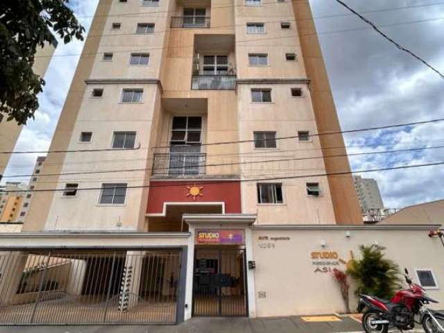 apartamento mobiliado de um dormitório no Centro de São Carlos.