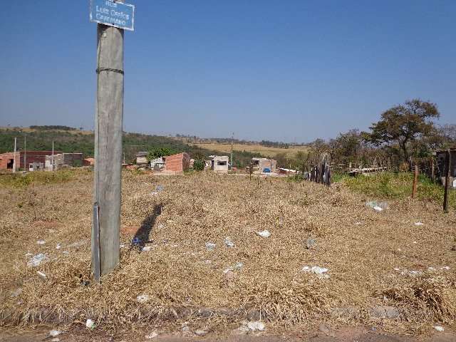 Terreno Padrão em São Carlos