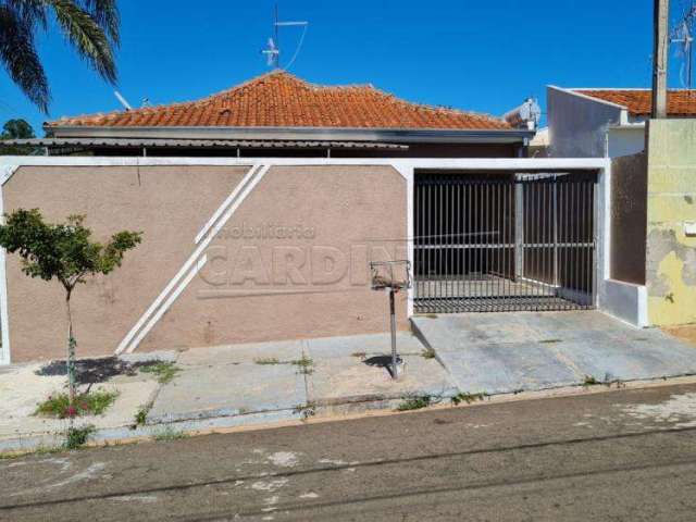 Casa com 2 dormitórios e 1 suíte no Jardim Santa Julia próxima a EE Leonardo Barbieri em Araraquara