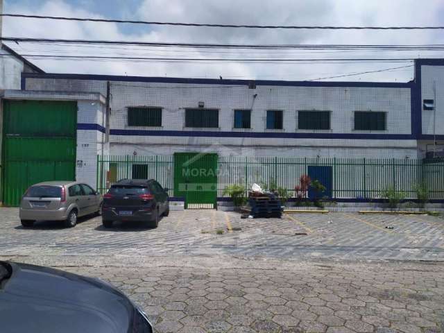 Galpão COMERCIAL com 1.200 m², vagas exclusivas, confira em Praia Grande.