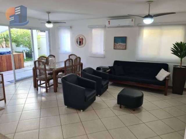 Casa em Condomínio a 50 metros do Mar!