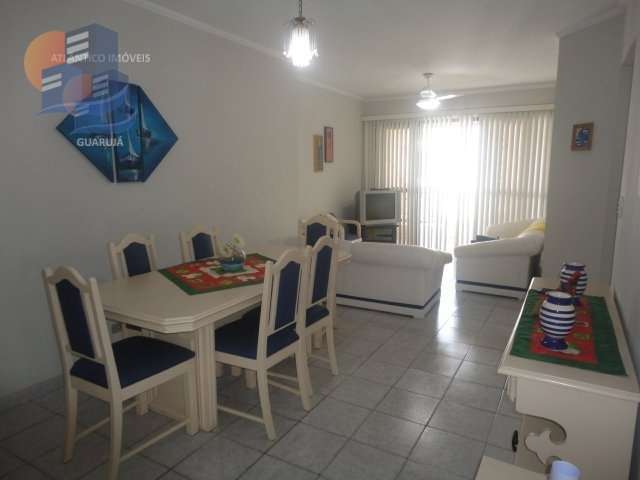 Apartamento Reformado com Boa Localização perto de Todo Comércio.