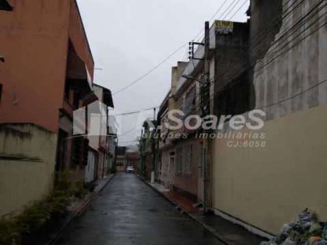 Casa em condomínio fechado com 3 quartos à venda na Rua Comendador Pinto, Campinho, Rio de Janeiro, 240 m2 por R$ 425.000