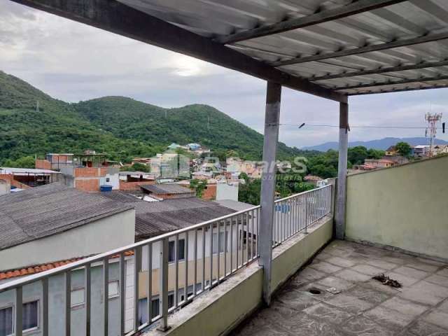 Casa com 3 quartos à venda na Rua Bore, Vila Valqueire, Rio de Janeiro, 200 m2 por R$ 500.000