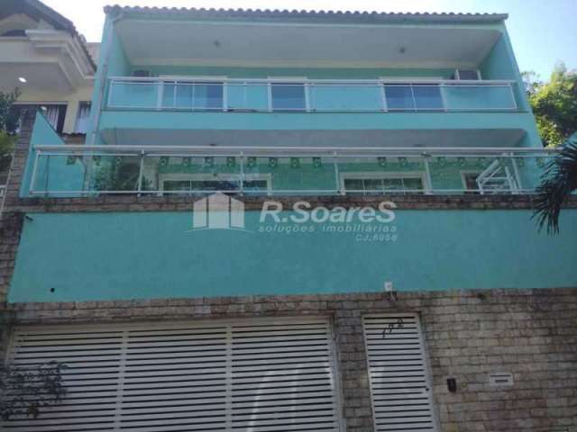 Casa em condomínio fechado com 4 quartos à venda na Rua Moacir dos Santos Lima, Vila Valqueire, Rio de Janeiro, 198 m2 por R$ 980.000