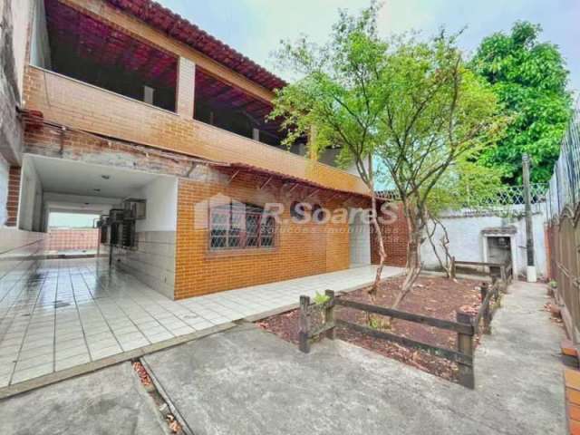 Casa com 4 quartos à venda na Rua Ícaro, Curicica, Rio de Janeiro, 365 m2 por R$ 695.000