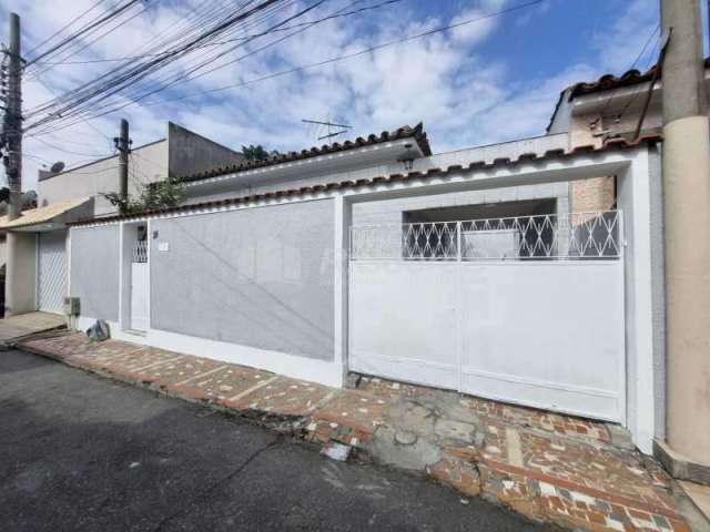 Casa com 2 quartos à venda na Rua Bernardo de Vasconcelos, Realengo, Rio de Janeiro, 60 m2 por R$ 290.000