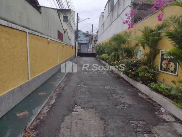 Casa em condomínio fechado com 4 quartos à venda na Rua Namur, Vila Valqueire, Rio de Janeiro, 78 m2 por R$ 250.000