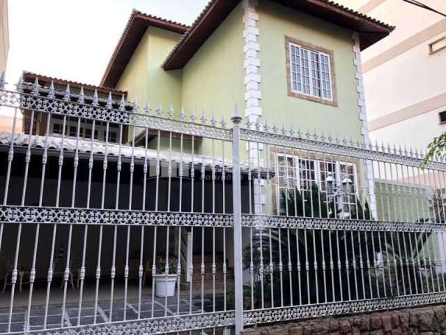 Casa com 5 quartos à venda na Rua Águas Mornas, Vila Valqueire, Rio de Janeiro, 406 m2 por R$ 1.800.000