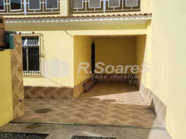 Casa com 3 quartos à venda na Rua Iriguaçu, Bangu, Rio de Janeiro, 130 m2 por R$ 370.000