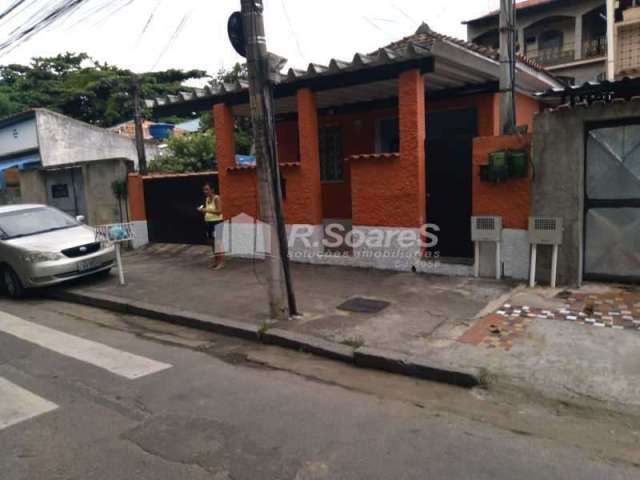 Casa com 2 quartos à venda na Rua Mongólia, Bangu, Rio de Janeiro, 240 m2 por R$ 540.000