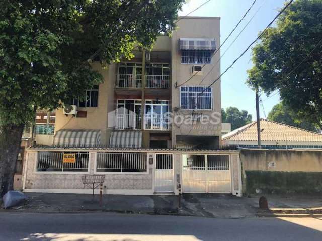 Apartamento com 2 quartos para alugar na Rua Cairucu, Vila Valqueire, Rio de Janeiro, 60 m2 por R$ 1.300