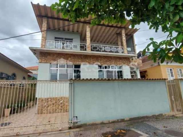 Casa com 6 quartos à venda na Rua Regente Lima e Silva, Marechal Hermes, Rio de Janeiro, 280 m2 por R$ 835.000