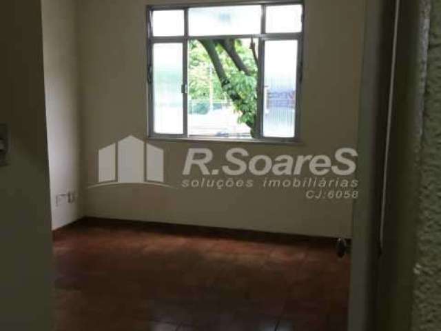 Apartamento com 2 quartos à venda na Estrada Intendente Magalhães, Madureira, Rio de Janeiro, 52 m2 por R$ 185.000