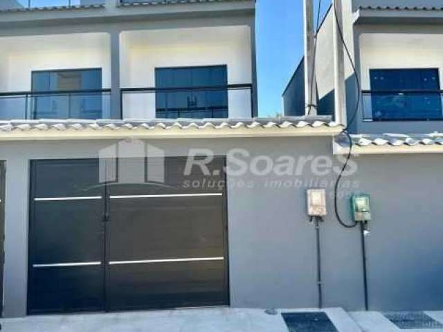 Casa em condomínio fechado com 2 quartos à venda na Rua do Encanamento, Bangu, Rio de Janeiro, 132 m2 por R$ 370.000