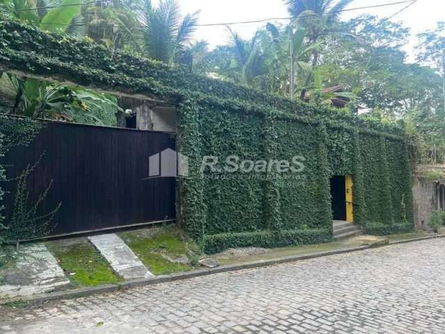 Casa em condomínio fechado com 3 quartos à venda na Rua Assis Republicano, Freguesia (Jacarepaguá), Rio de Janeiro, 514 m2 por R$ 580.000