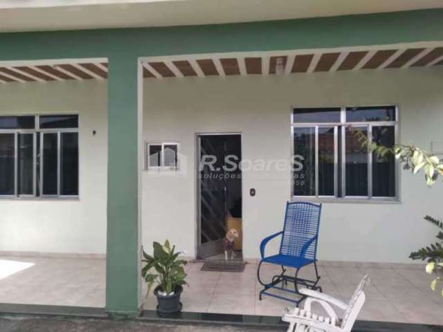 Casa com 3 quartos à venda na Rua dos Estampadores, Bangu, Rio de Janeiro, 360 m2 por R$ 650.000