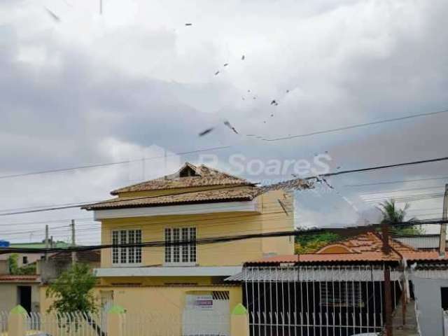 Casa com 4 quartos à venda na Rua Boiaca, Bento Ribeiro, Rio de Janeiro, 253 m2 por R$ 480.000