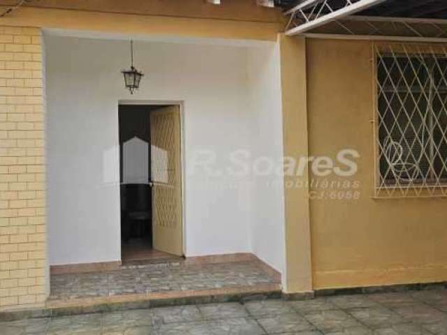 Casa com 2 quartos à venda na Rua Olímpio de Castro, Jardim Sulacap, Rio de Janeiro, 177 m2 por R$ 650.000