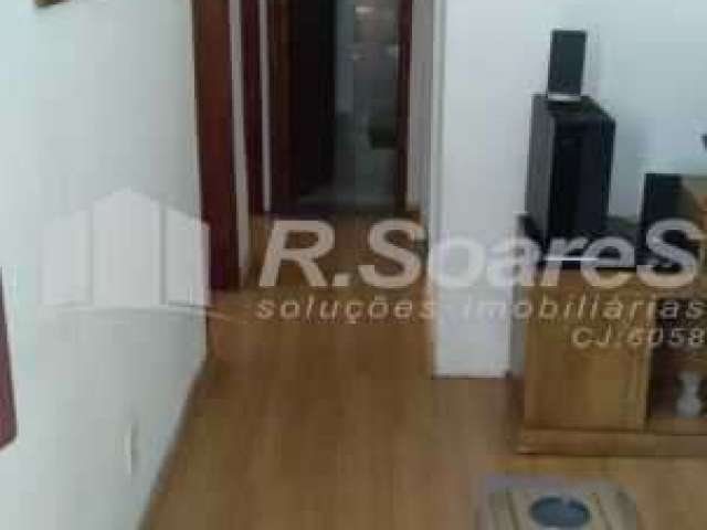 Apartamento com 2 quartos à venda na Rua Maranga, Praça Seca, Rio de Janeiro, 45 m2 por R$ 135.000