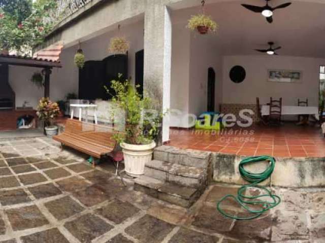 Casa com 3 quartos à venda na Estrada do Bananal, Freguesia (Jacarepaguá), Rio de Janeiro, 280 m2 por R$ 680.000