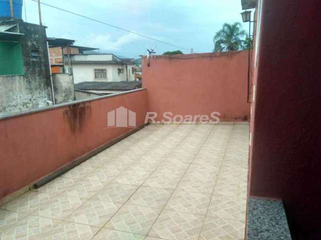 Casa com 2 quartos à venda na Rua Upiara, Bento Ribeiro, Rio de Janeiro, 70 m2 por R$ 190.000