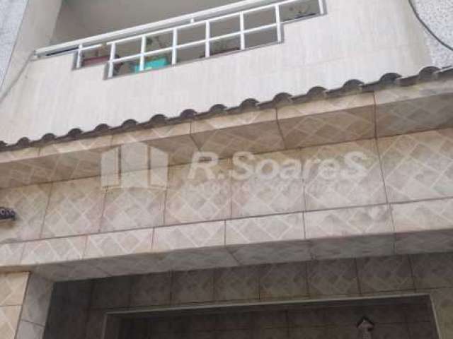 Casa com 2 quartos à venda na Rua Pereira de Figueiredo, Oswaldo Cruz, Rio de Janeiro, 70 m2 por R$ 320.000