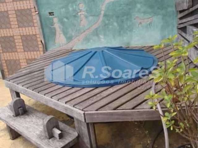 Casa em condomínio fechado com 2 quartos à venda na Rua Jabaira, Oswaldo Cruz, Rio de Janeiro, 80 m2 por R$ 280.000