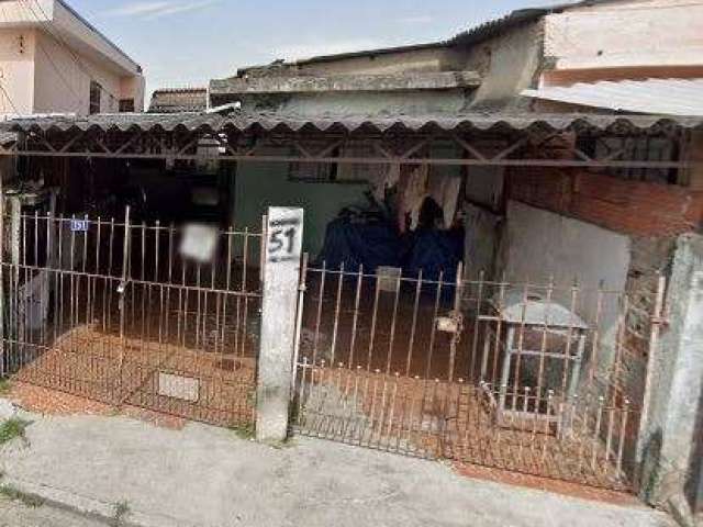 Terreno à venda na Vila Hermínia, São Paulo-SP com 200m² de área. Aproveite essa oportunidade!