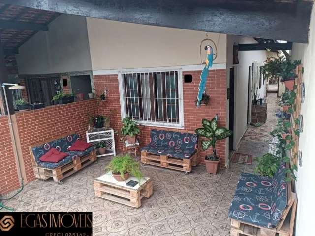 Imperdível oportunidade: Casa à venda em Praia Grande-SP, 3 quartos, 2 banheiros, 2 vagas de garagem, 127m²!