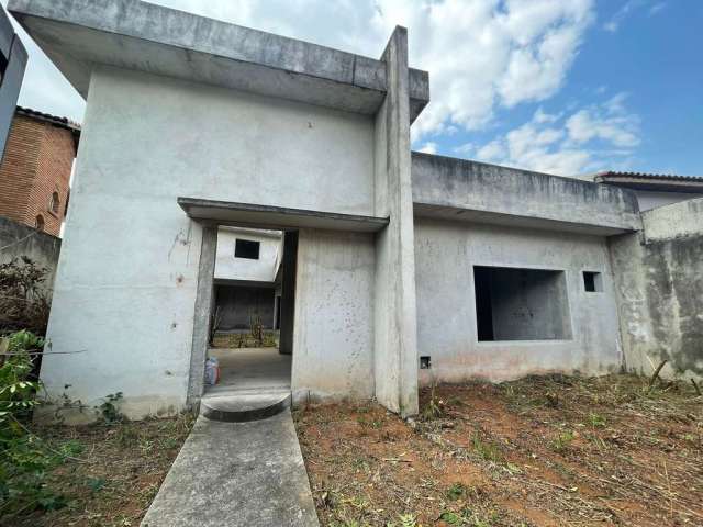 Casa à venda em São Paulo-SP, Jardim Guapira: 3 quartos, 3 suítes, 4 banheiros, 2 vagas, 190m² de área.