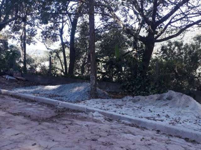 Terreno à venda na Serra da Cantareira, Mairiporã  por R$ 220.000