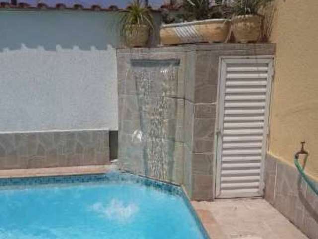 Casa com 4 dormitórios, 5 vaga (s) na Praia Grande