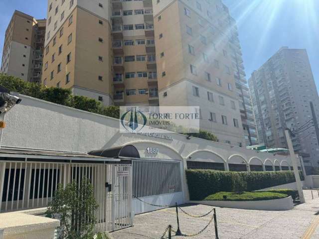 Excelente apartamento na Av. Interlagos em frente ao Shopping