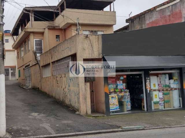 4 casas e um salão comercial no Jardim Colorado