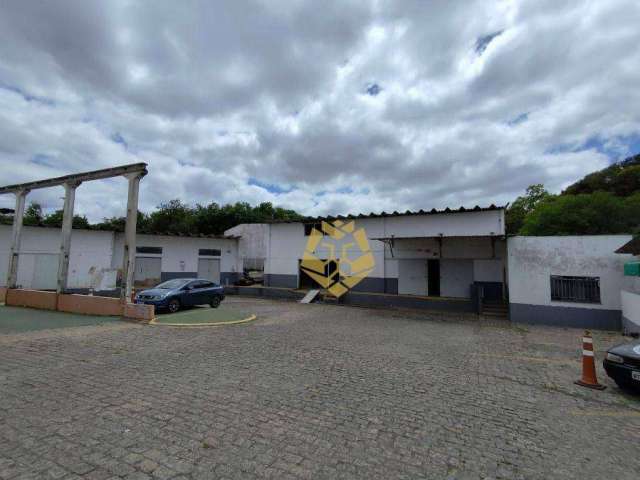 Estratégico barracão para alugar, 40 m² por R$ 2.000/mês - Lamenha Pequena - Curitiba/PR