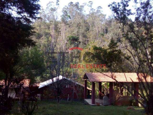 Chácara com casa rústica em Pau Arcado, Campo Limpo Paulista - Para venda