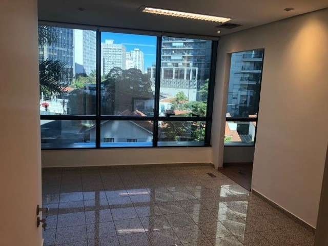 Sala comercial com 3 salas para alugar na Rua Diogo Moreira, 132, Pinheiros, São Paulo por R$ 5.000