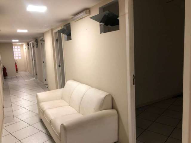 Sala comercial com 18 salas à venda na Rua Doutor Bráulio Gomes, 153, República, São Paulo por R$ 1.650.009