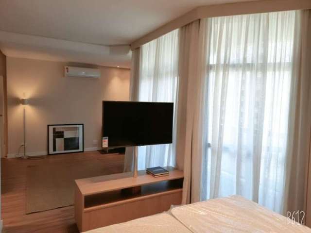 Apartamento com 2 quartos à venda na Rua Amauri, 513, Jardim Europa, São Paulo por R$ 950.015