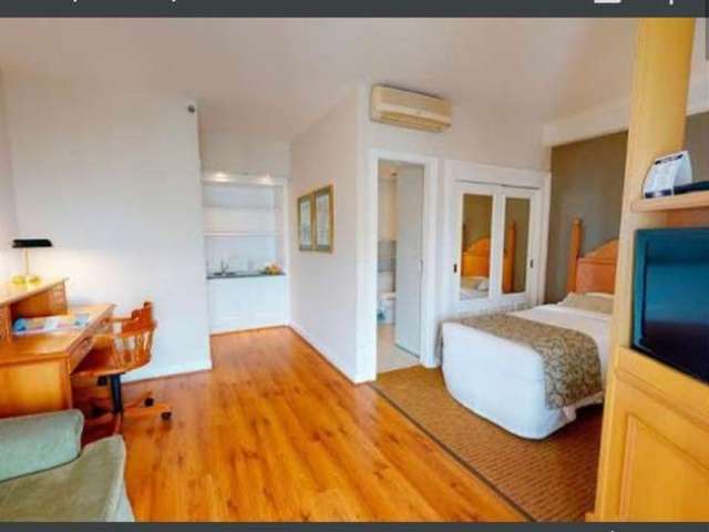 Flat com 1 quarto à venda na Avenida Jandira, 501, Indianópolis, São Paulo por R$ 460.015