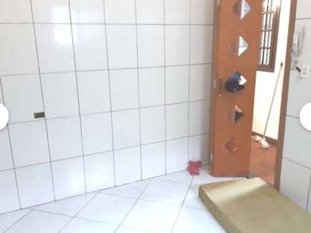 Apartamento com 2 quartos à venda na Avenida Tiradentes, 798, Luz, São Paulo por R$ 300.006