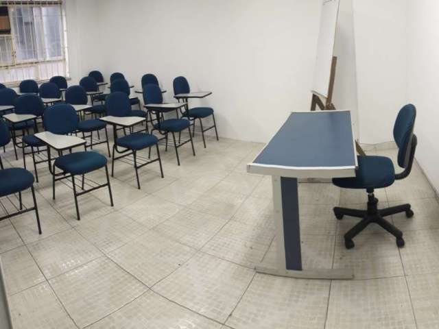 Sala comercial com 3 salas para alugar na Largo São Bento, 329, Centro, São Paulo por R$ 4.027