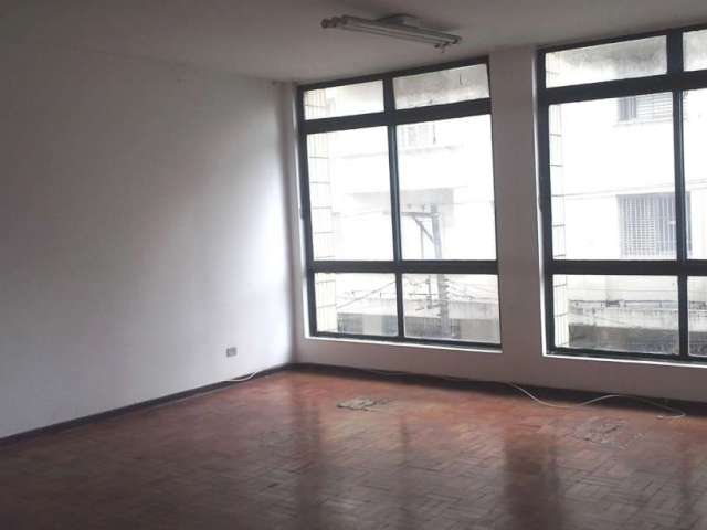 Sala comercial com 1 sala para alugar na Rua Barão de Iguape, 212, Liberdade, São Paulo por R$ 1.109