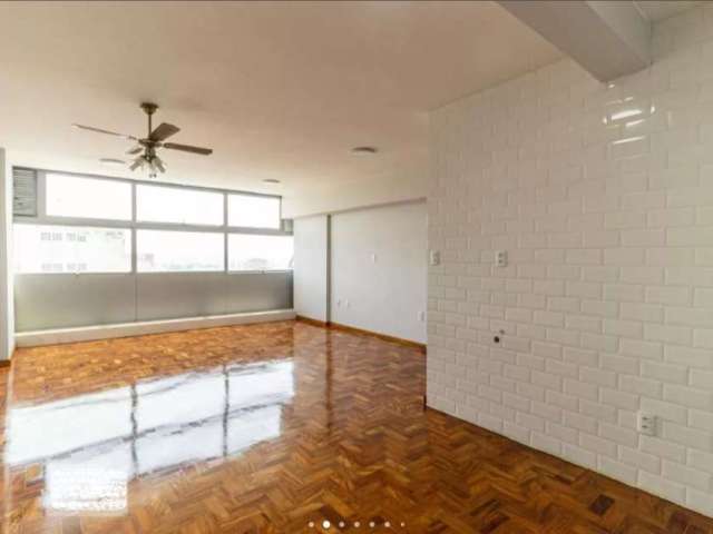 Apartamento com 1 quarto para alugar na PRESTES MAIA., 241, Centro, São Paulo por R$ 1.395