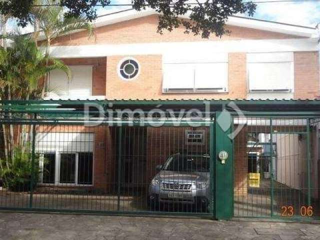 Casa com 4 quartos à venda na Rua Paraguá, 41, Vila Assunção, Porto Alegre por R$ 2.660.000