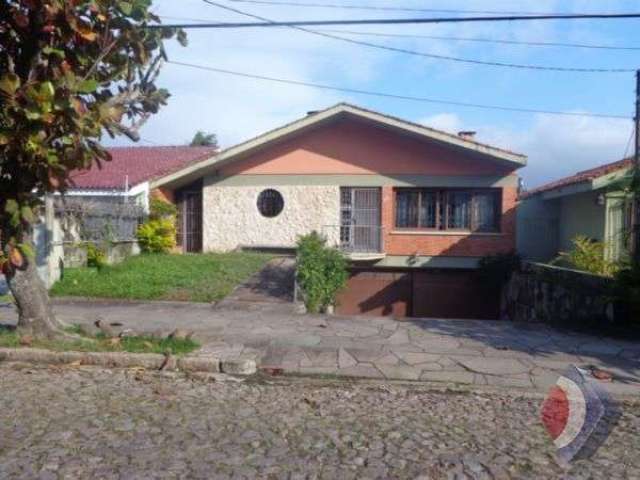 Casa com 3 quartos à venda na Rua Cariri, 46, Vila Assunção, Porto Alegre por R$ 1.380.000